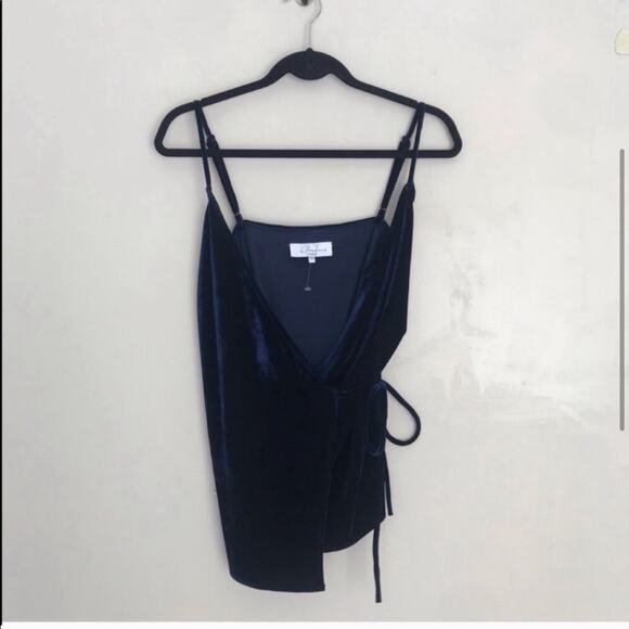 L’ACADEMIE Revolve Jasmine Crushed Velvet Wrap Top - Picture 3 of 6